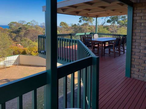 Seacroft - Accommodation Redcliffe 1
