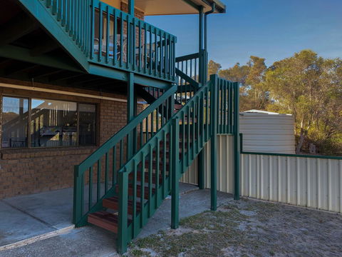 Seacroft - Accommodation Redcliffe 29