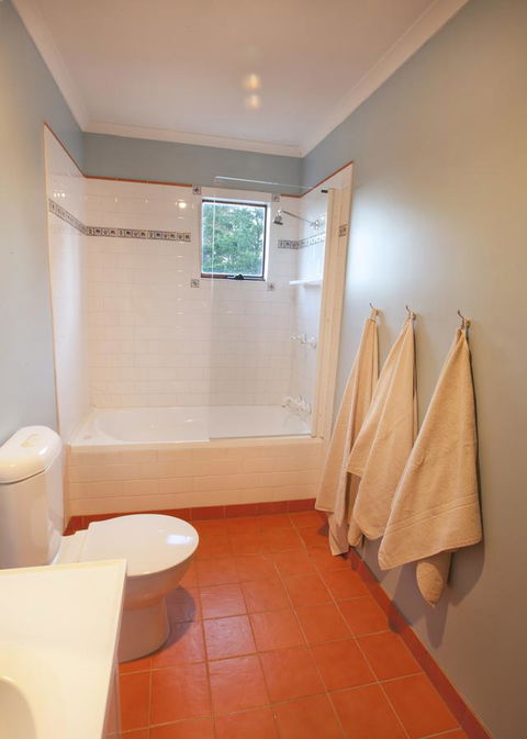 Eagles Range - Accommodation Redcliffe 8