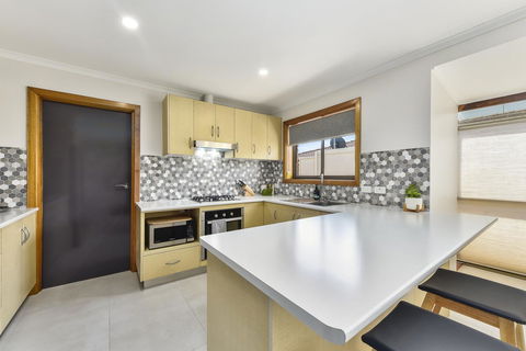 City Four Apartment - Accommodation Redcliffe 1