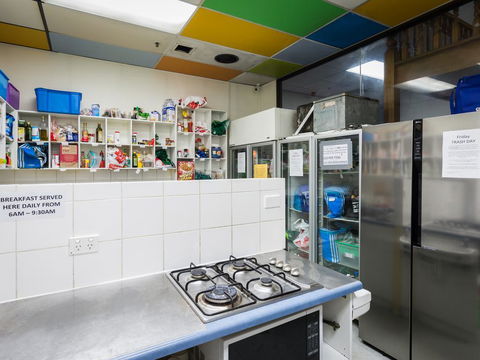 Blue Galah International Backpackers Hostel - Accommodation Redcliffe 3