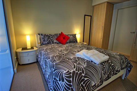 Pier 216 - Accommodation Redcliffe 9