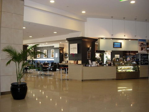 Pier 216 - Accommodation Redcliffe 18