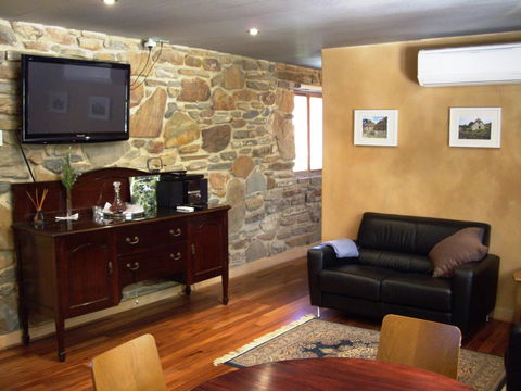 1860 Wine Country Cottages - Accommodation Redcliffe 12