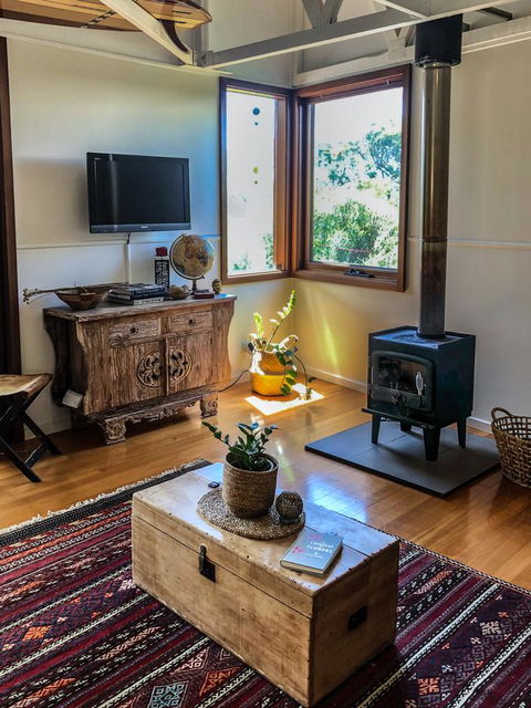 SeaLaVie - Accommodation Redcliffe 4