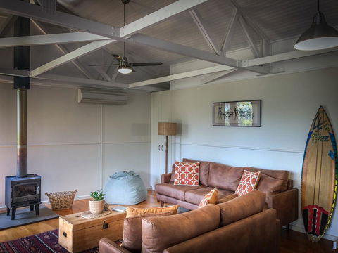 SeaLaVie - Accommodation Redcliffe 13