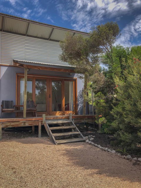 SeaLaVie - Accommodation Redcliffe 30