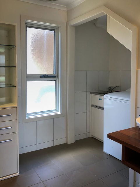 SeaLaVie - Accommodation Redcliffe 28