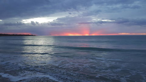 Linger Longer Vineyard - Accommodation Redcliffe 21