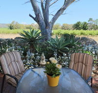 Linger Longer Vineyard - Accommodation Redcliffe