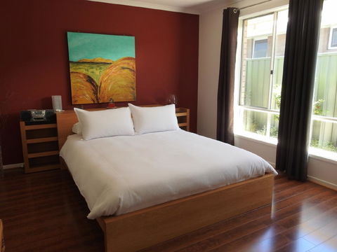 Sanctuary In The Valley - Accommodation Redcliffe 5