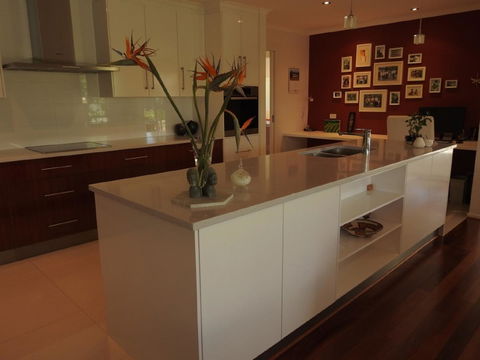 Sanctuary In The Valley - Accommodation Redcliffe 16
