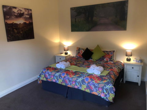 A Secret Garden - Accommodation Redcliffe 1