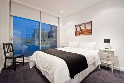 Luxury City Apt With Pool, Gym, Spa, Netflix - Accommodation Redcliffe 2