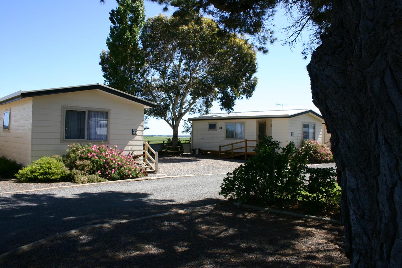 Millicent SA Accommodation Redcliffe