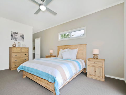 Seas The Day - Accommodation Redcliffe 8