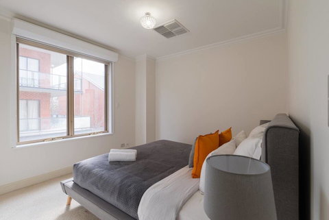 One Bedroom In Adelaideâ€™s East End FREE WIFI*Netflix*Parking - Accommodation Redcliffe 9