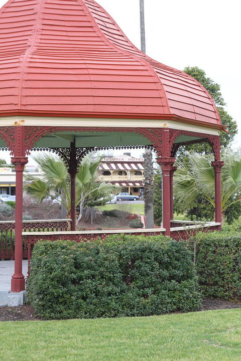 Victoria Hotel Strathalbyn - Accommodation Redcliffe 8