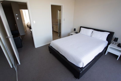 Mawson Lakes Hotel - Accommodation Redcliffe 23