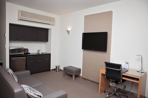 Mawson Lakes Hotel - Accommodation Redcliffe 37
