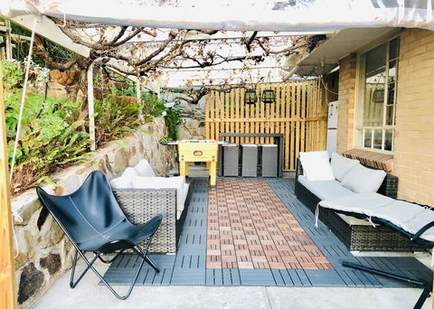 Stunning House With Beautiful Entertainment Area!! - Accommodation Redcliffe 13
