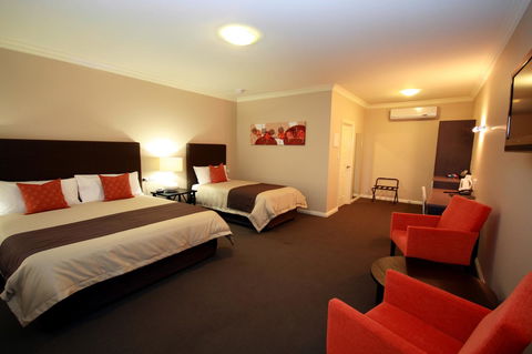 Sundowner Motel Hotel - Accommodation Redcliffe 3