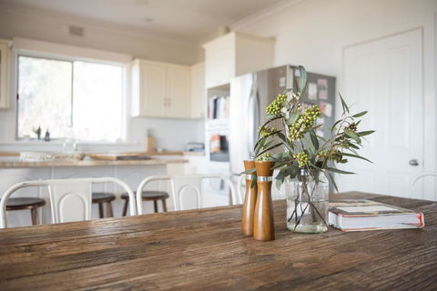 Port Lincoln Seaside Home - Accommodation Redcliffe 3
