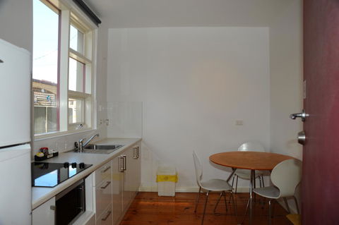 Glenelg Holiday Apartments-Ellis - Accommodation Redcliffe 4