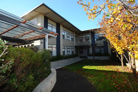 Glenelg Holiday Apartments-Ellis - Accommodation Redcliffe 0