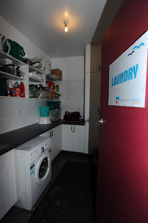 Glenelg Holiday Apartments-Ellis - Accommodation Redcliffe 3