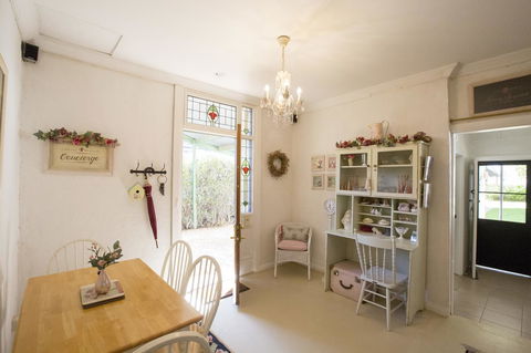 Jasmine\'s Barossa Valley Cottage - Accommodation Redcliffe 3