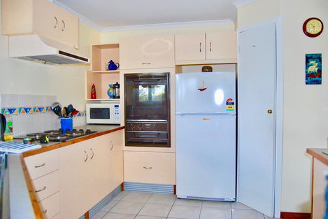 Annie\'s Balquhidder Cottage - Accommodation Redcliffe 5