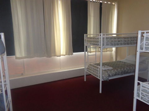 Adelaide Backpackers And Travellers Inn - Accommodation Redcliffe 3