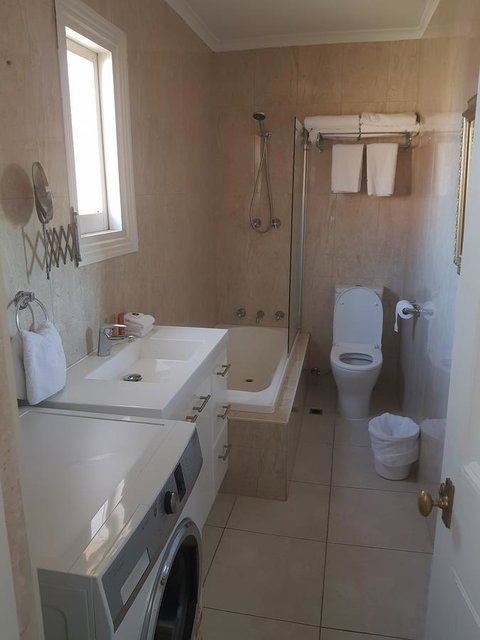 Hammond Apartments - Accommodation Redcliffe 10