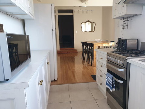 Hammond Apartments - Accommodation Redcliffe 4