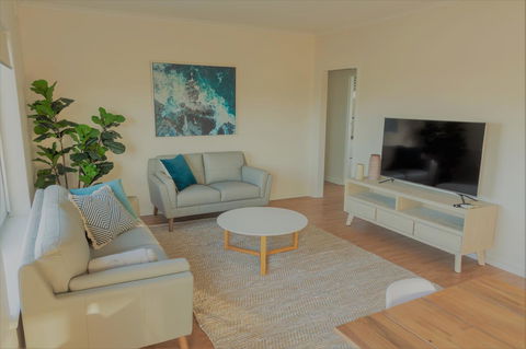 Henley Beach South, Amazing Views, Huge Private Balcony! - Accommodation Redcliffe 14