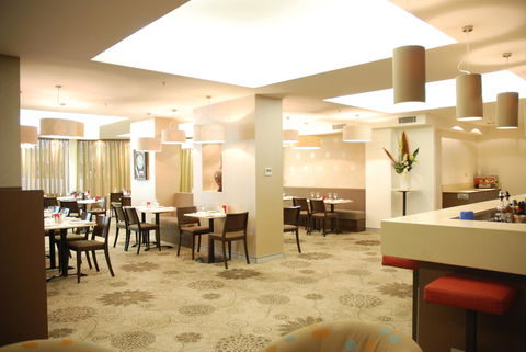 HotelMOTEL Adelaide - Accommodation Redcliffe 10