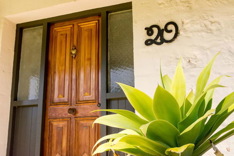 20 Hill Avenue Bed & Breakfast - Accommodation Redcliffe 3