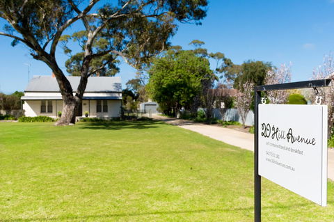 20 Hill Avenue Bed & Breakfast - Accommodation Redcliffe 2