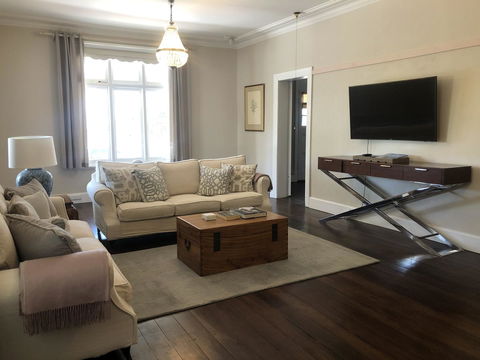 Belmore Cottage - Accommodation Redcliffe 8