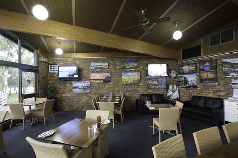 Mannum Motel - Accommodation Redcliffe 2