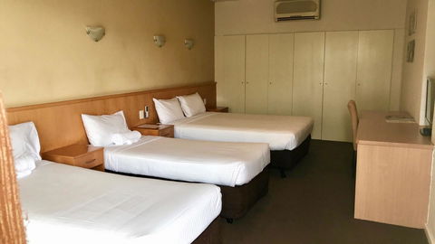 Haven Marina Motel - Accommodation Redcliffe 1