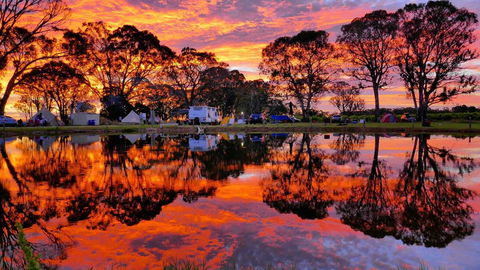 Coonawarra Bubble Tents - Accommodation Redcliffe 3