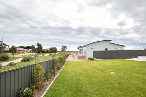 Wellington Lake Retreat - Accommodation Redcliffe 19