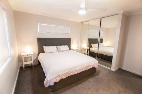 Wellington Lake Retreat - Accommodation Redcliffe 13