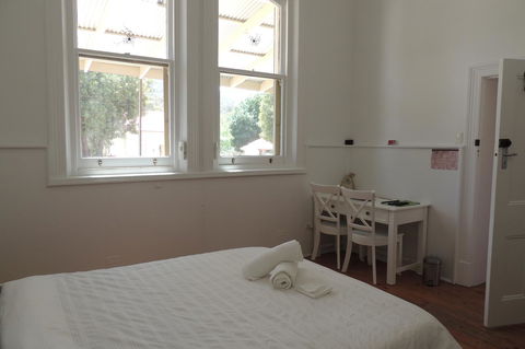 Wozza's B&B - Accommodation Redcliffe 22