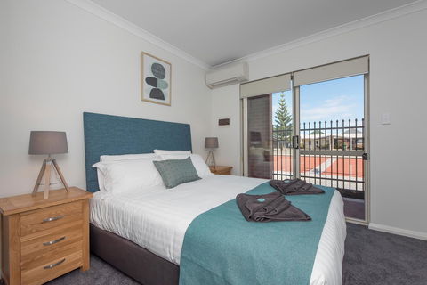 Jurien Bay Motel Apartments - Accommodation Redcliffe 3