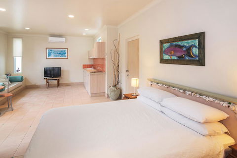 Sea & Soul Beachside Apartments - Accommodation Redcliffe 4