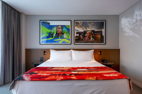 The Adnate Perth - Art Series - Accommodation Redcliffe 16