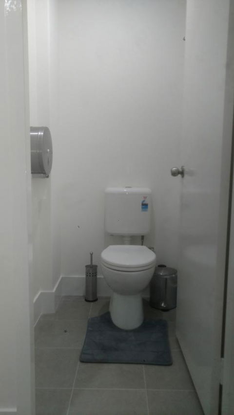 Perth City Backpackers Hostel - Note - Valid Passport Required To Check In - Accommodation Redcliffe 16